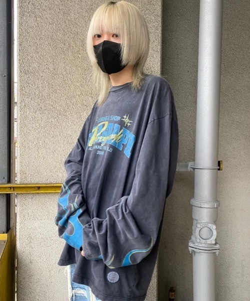 Paragraph(パラグラフ)の「A'GEM/9 × .kom『paragraph/パラグラフ』ファイアーダブルロゴ長袖Tシャツ(Tシャツ/カットソー・メンズ・ブラック/グレー・FREE)」の12枚目の写真