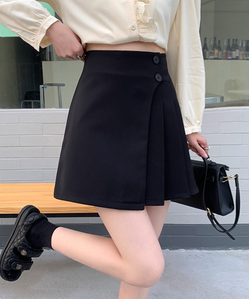 Dewlily(デューリリー)の「プリーツミニスカート(スカート・レディース・カーキ/ブラック・M/L/XL)」の6枚目の写真