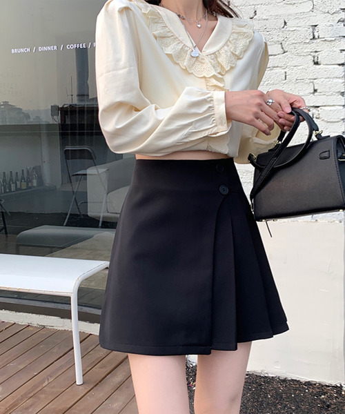 Dewlily(デューリリー)の「プリーツミニスカート(スカート・レディース・カーキ/ブラック・M/L/XL)」の9枚目の写真