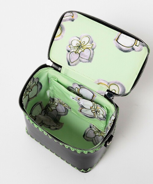 Ray BEAMS（レイビームス）の「HEY！Mrs ROSE × Ray BEAMS / 別注 カガリ バニティ（ショルダーバッグ・レディース・ブラック/レッド・ONE SIZE）」の20枚目の写真