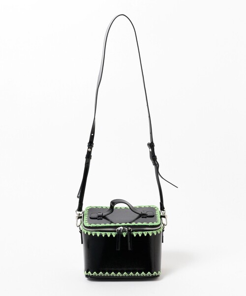 Ray BEAMS（レイビームス）の「HEY！Mrs ROSE × Ray BEAMS / 別注 カガリ バニティ（ショルダーバッグ・レディース・ブラック/レッド・ONE SIZE）」の21枚目の写真