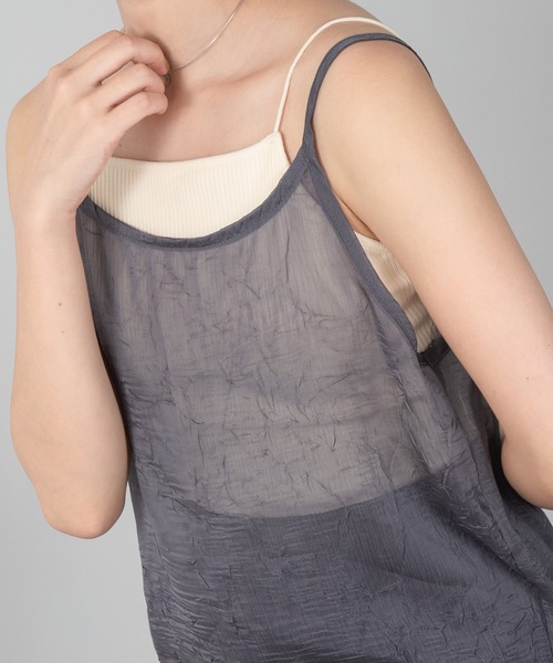 Amiur（エミレ）の「sheer layered long camisole / シアーレイヤードロングキャミソール（ワンピース・レディース・ブラック/チャコールグレー/ベージュ・FREE）」の14枚目の写真