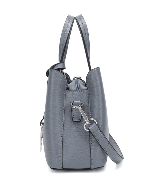 Ungrid（アングリッド）の「【Ungrid/アングリッド】【WEB限定商品】キーリングチャーム付　両アオリポケット　ミニハンドバッグ　ミニショルダーバッグ（ハンドバッグ・レディース・アイボリー/ブラック/ブルーグレー/キャメル/ベージュ/ダークブラウン/グレイッシュベージュ/ライトブルー/シルバー/ゴールド/ラベンダー/イエロー/ホワイト・FREE）」の22枚目の写真