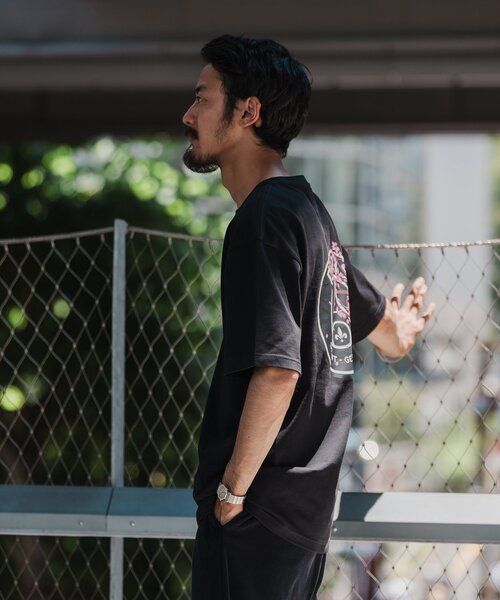 PARIS SAINT-GERMAIN(パリサンジェルマン)の「【Paris Saint-Germain】エンブレムプリント Tシャツ SAKURA(Tシャツ/カットソー・メンズ・ブラック/ホワイト・SMALL/X-LARGE/LARGE/MEDIUM)」の8枚目の写真