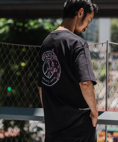 PARIS SAINT-GERMAIN(パリサンジェルマン)の「【Paris Saint-Germain】エンブレムプリント Tシャツ SAKURA(Tシャツ/カットソー・メンズ・ブラック/ホワイト・SMALL/X-LARGE/LARGE/MEDIUM)」の11枚目の写真
