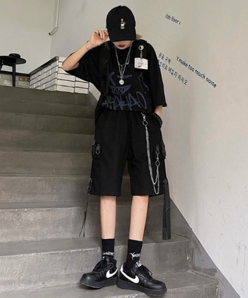 .KOM(ドットコム)の「『.KOM/ドットケーオーエム』チェーン付きカーゴショーツ【Y】【CN】(カーゴパンツ・メンズ・ブラック・L)」の7枚目の写真