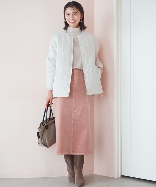 23区(ニジュウサンク)の「セミウーステッド ハイネック ニット(ニット/セーター・レディース・ブラック系/ベージュ系/ダルブルー系/アイボリー系・46/44)」の5枚目の写真