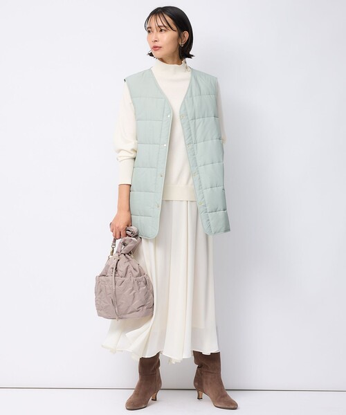 23区(ニジュウサンク)の「セミウーステッド ハイネック ニット(ニット/セーター・レディース・ブラック系/ベージュ系/ダルブルー系/アイボリー系・46/44)」の13枚目の写真