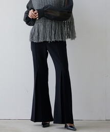 anuans（アニュアンス）の「ダブルクロスボックスタックパンツ