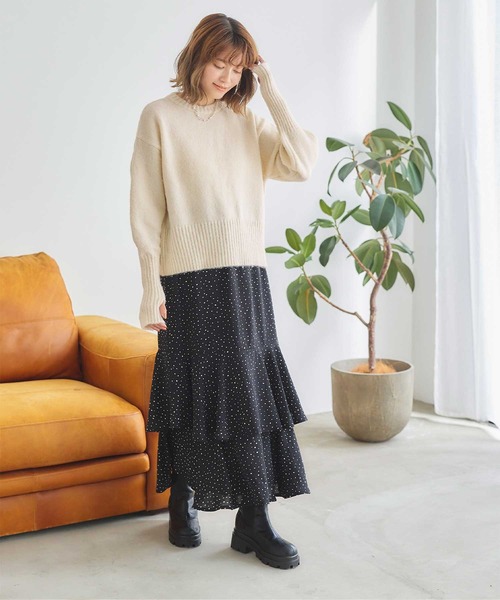 titivate(ティティベイト)の「フィンガーホールニットプルオーバー(ニット/セーター・レディース・ブルー/ピンク/オフホワイト/イエロー・S/M)」の9枚目の写真