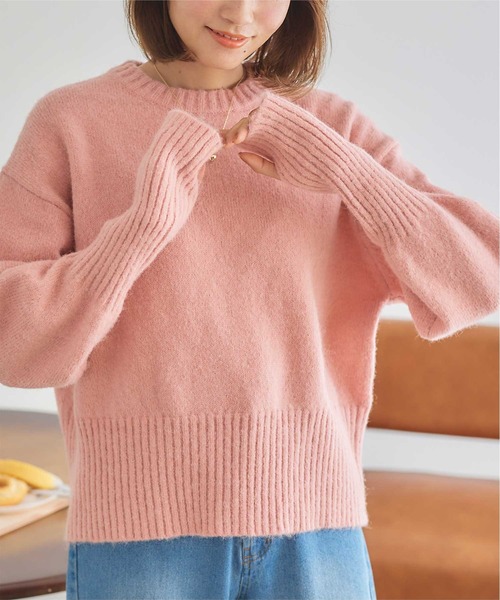 titivate(ティティベイト)の「フィンガーホールニットプルオーバー(ニット/セーター・レディース・ブルー/ピンク/オフホワイト/イエロー・S/M)」の15枚目の写真