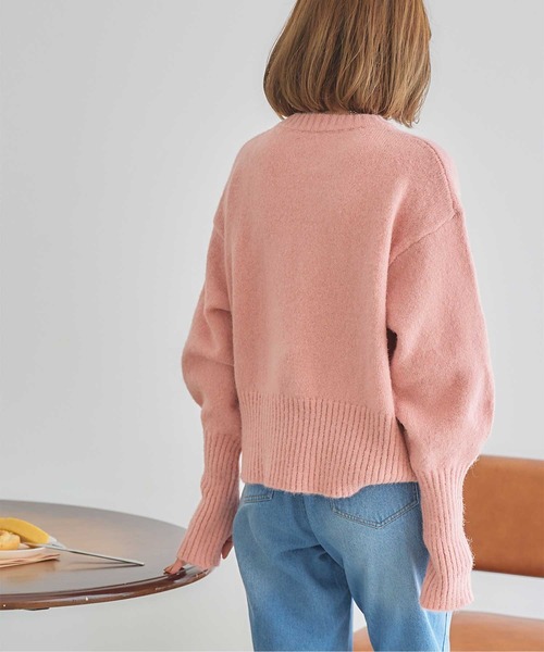 titivate(ティティベイト)の「フィンガーホールニットプルオーバー(ニット/セーター・レディース・ブルー/ピンク/オフホワイト/イエロー・S/M)」の17枚目の写真