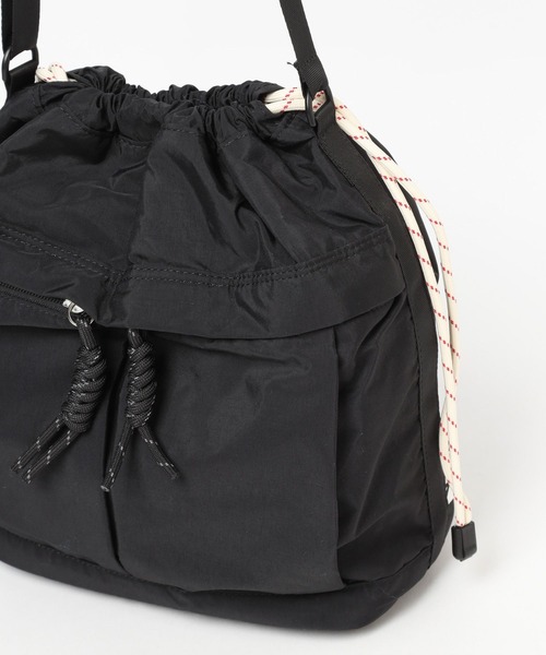 Anui（アニュイ）の「【UNISEX/CONTROL FREAK】ナイロン2WAYミニBAG（ショルダーバッグ・レディース・カーキ/ブラック・FREE）」の13枚目の写真