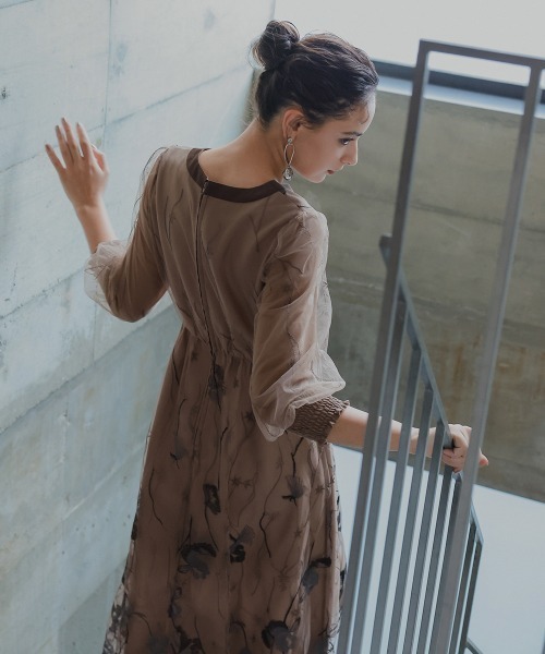 Callarusカラルス　ベージュ　ドレス　3L 美品 Callarusカラルス ベージュ ドレス 3L 美品 - メルカリ