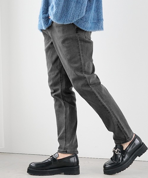 MinoriTY（マイノリティ）の「【MinoriTY】ゆるフィットストレッチ素材スリムテーパードデニムパンツ スキニーパンツ 【ショート丈】（デニムパンツ・メンズ・ライトブラック/ブルー/ブラック/ライトブルー/ワンウォッシュ・XL/L/M）」の3枚目の写真