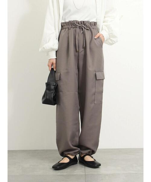Samansa Mos2 blue(サマンサモスモスブルー)の「◎裾ドロストカーゴパンツ(カーゴパンツ・レディース・グレー/ブラック/オフホワイト・F)」の3枚目の写真