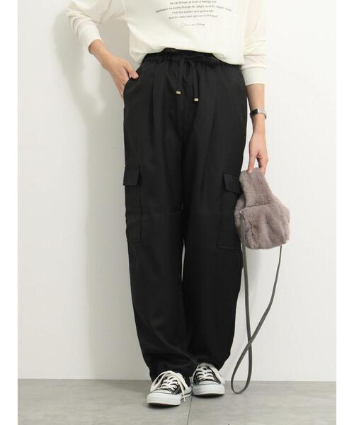 Samansa Mos2 blue(サマンサモスモスブルー)の「◎裾ドロストカーゴパンツ(カーゴパンツ・レディース・グレー/ブラック/オフホワイト・F)」の2枚目の写真