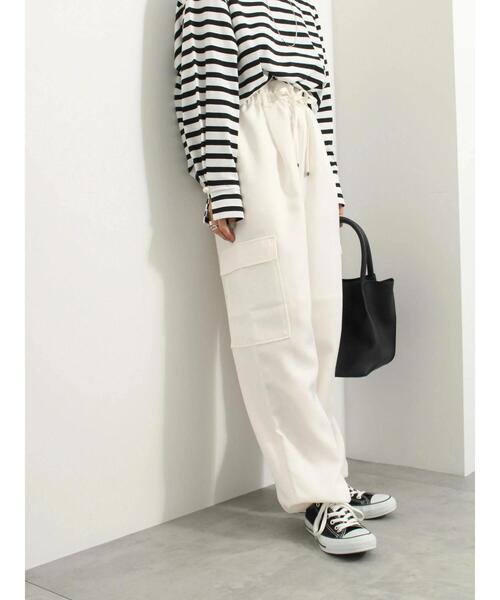 Samansa Mos2 blue(サマンサモスモスブルー)の「◎裾ドロストカーゴパンツ(カーゴパンツ・レディース・グレー/ブラック/オフホワイト・F)」の4枚目の写真