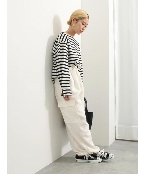 Samansa Mos2 blue(サマンサモスモスブルー)の「◎裾ドロストカーゴパンツ(カーゴパンツ・レディース・グレー/ブラック/オフホワイト・F)」の9枚目の写真