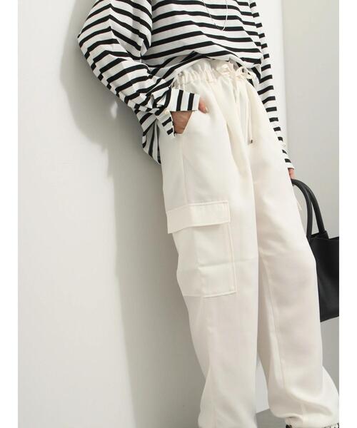 Samansa Mos2 blue(サマンサモスモスブルー)の「◎裾ドロストカーゴパンツ(カーゴパンツ・レディース・グレー/ブラック/オフホワイト・F)」の10枚目の写真