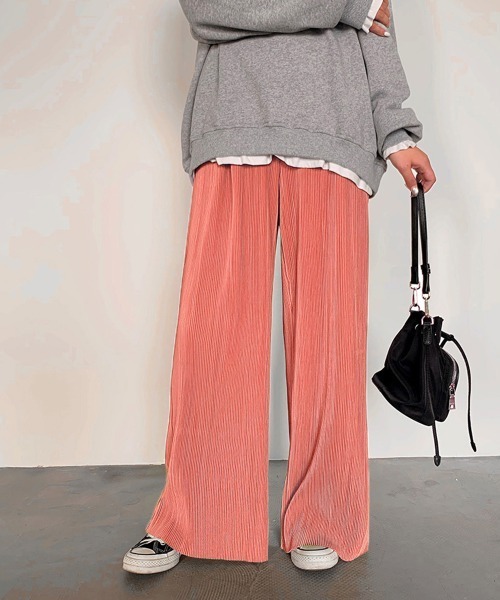Miniministore(ミニミニストア)の「アコーディオンプリーツルーズワイドパンツ(スラックス・レディース・ワインレッド/ブラウン/テラコッタ/パープル/ピンク/ラベンダー/ブラック/アイボリー/ダークグレー/モカ/グリーン/キャメル・フリー)」の11枚目の写真