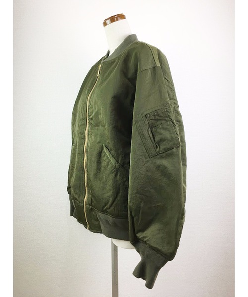 WORLD WIDE LOVE!（ワールドワイドラブ）の「ナイロンツイルＭA1ブルゾン（MA-1・レディース・カーキ/ブラック/グレー・1）」の14枚目の写真