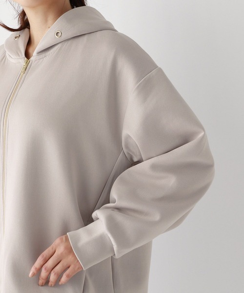 GLOBAL WORK（グローバルワーク）の「ライトクッションZIPパーカー/975608（パーカー・レディース・アイボリー/グレイッシュベージュ/モカ・MEDIUM/LARGE）」の9枚目の写真