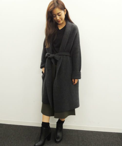 N.（N. Natural Beauty Basic）（エヌエヌナチュラルビューティーベーシック）の「【 with  12月号掲載】ガウンニットコート（その他アウター・レディース・グレー/チャコールグレー/ベージュ・MEDIUM）」の10枚目の写真