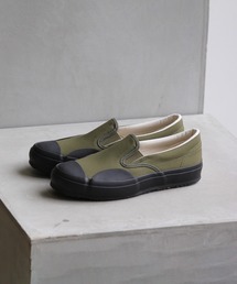 THE MORNING AFTER（ザ モーニング アフター）の「＜yomiya/ヨミヤ＞slip on（スニーカー）」