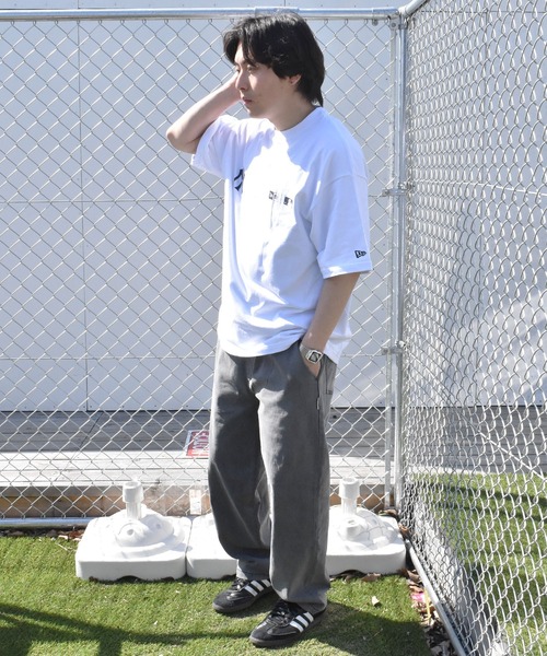 NEW ERA(ニューエラ)の「【ムラサキスポーツ限定】NEW ERA/ニューエラ SSOT 半袖 Tシャツ オーバーサイズ バックプリント MLB 14334727/14334728/14334729/14334730(Tシャツ/カットソー・メンズ・ライトブルー/ブラック/ストーン/ホワイト×ネイビー・XL/2XL/M/L)」の16枚目の写真
