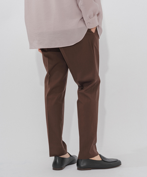 EDIFICE（エディフィス）の「シャーク ウエストマジック ストレッチパンツ（スラックス・メンズ・ブラック/ベージュ/アイボリー/ブルー系その他/ブラウン・SMALL/MEDIUM/LARGE/X-LARGE）」の19枚目の写真