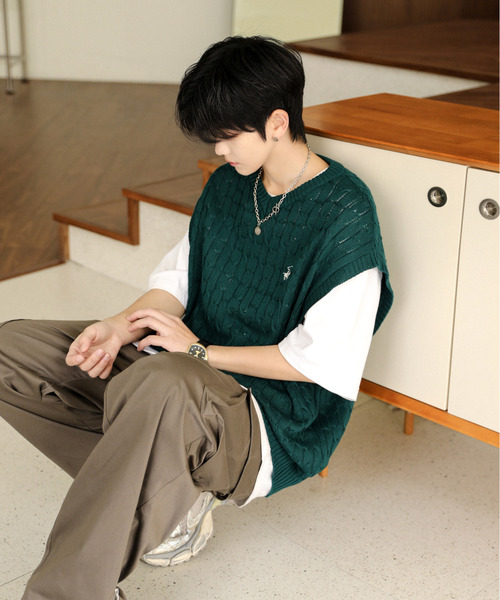 【セール】【neos】BEVERLY HILLS POLO CLUB ビバリーヒルズ ポロクラブ ルーズシルエット ワンポイント ロゴ刺繍 ケーブル ニット ベスト（ベスト）｜BEVERLY HILLS POLO CLUB（ビバリーヒルズポロクラブ）