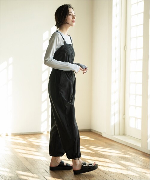 OPAQUE.CLIP（オペークドットクリップ）の「◆ビジューバックルダブルベルトサンダル（サンダル・レディース・オフホワイト/ブラック/ゴールド・02/03）」の18枚目の写真