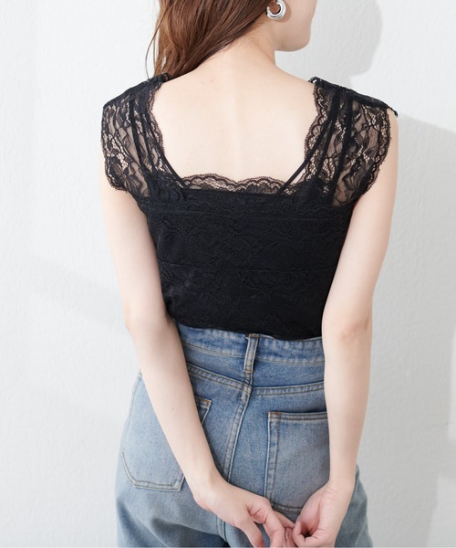 natural couture（ナチュラルクチュール）の「前後2WAY総レースインナー（タンクトップ・レディース・ピンクベージュ/グレイッシュベージュ/ブラック/オフホワイト・FREE）」の14枚目の写真