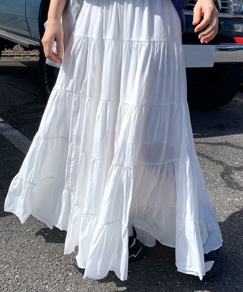 CRB（シーアールビー）の「マキシティアードロングスカート（スカート・レディース・ベージュ/オフホワイト/ブラック・F）」の9枚目の写真