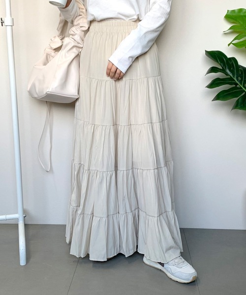 CRB（シーアールビー）の「マキシティアードロングスカート（スカート・レディース・ベージュ/オフホワイト/ブラック・F）」の15枚目の写真