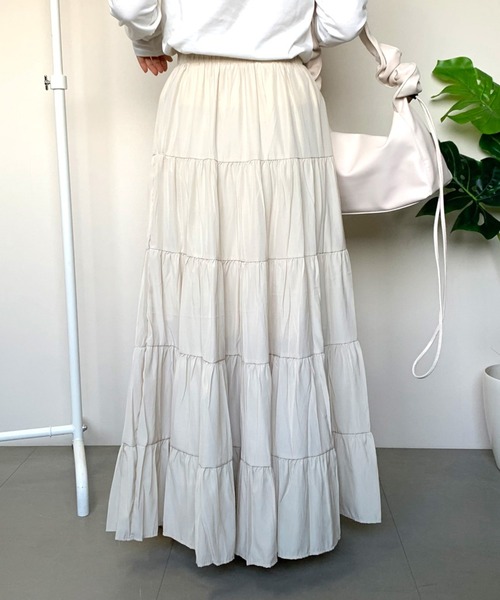 CRB（シーアールビー）の「マキシティアードロングスカート（スカート・レディース・ベージュ/オフホワイト/ブラック・F）」の18枚目の写真