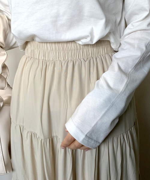 CRB（シーアールビー）の「マキシティアードロングスカート（スカート・レディース・ベージュ/オフホワイト/ブラック・F）」の19枚目の写真