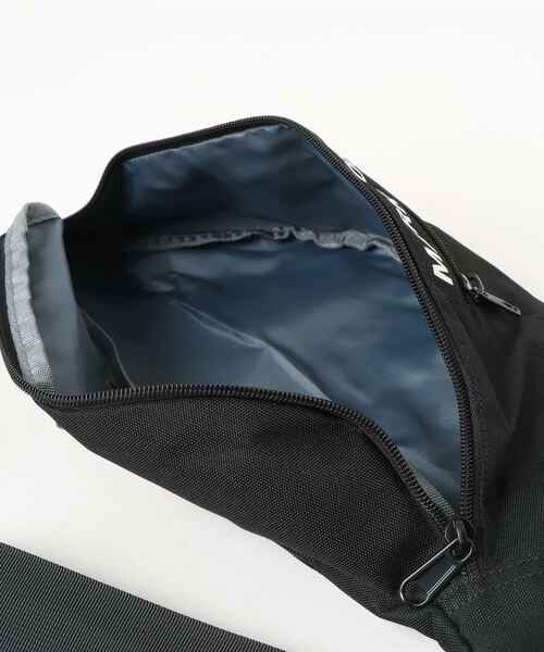 Mark Gonzales（マーク・ゴンザレス）の「【Mark Gonzales】フラワー ゴンバト ウエストバッグ ボディーバッグ（ボディバッグ/ウエストポーチ・メンズ・ブラック・フリー）」の4枚目の写真