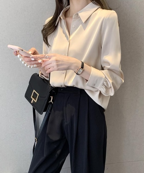 COCOMOMO(ココモモ)の「とろみサテンシャツ フォーマル 長袖(シャツ/ブラウス・レディース・ブラウン/ブルー/アイボリー・FREE)」の2枚目の写真