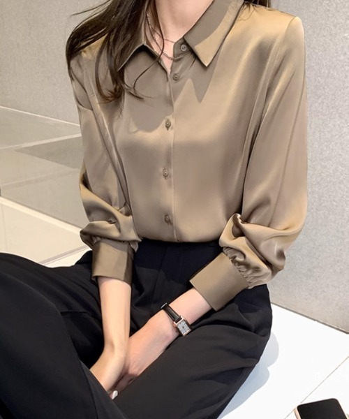 COCOMOMO(ココモモ)の「とろみサテンシャツ フォーマル 長袖(シャツ/ブラウス・レディース・ブラウン/ブルー/アイボリー・FREE)」の11枚目の写真