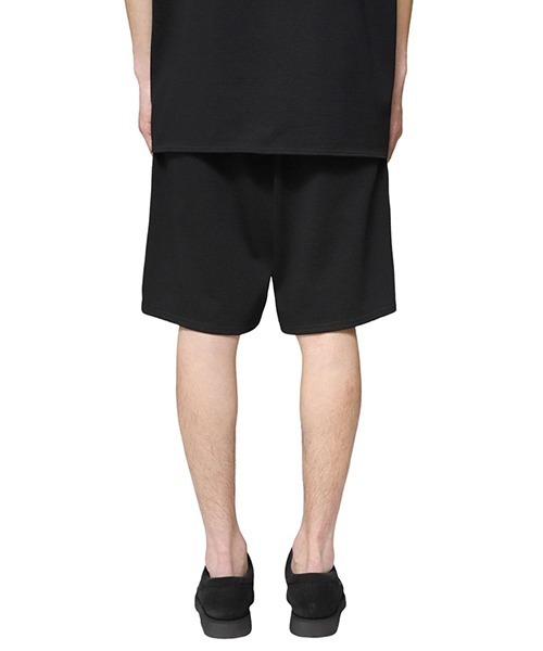 marka（マーカ）の「marka / マーカ：EASY SHORTS - 20//1 RECYCLE SUVIN ORGANIAC COTTON KNIT -：M24A-18PT01B[COR]（その他パンツ・メンズ・ブラック・1(S)/2(M)）」の3枚目の写真