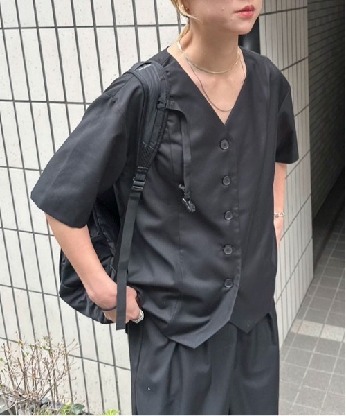 feepur（フェピュール）の「ノーカラーハーフジャケット（ノーカラージャケット・レディース・ブラック/ベージュ/グレー・MEDIUM）」の17枚目の写真