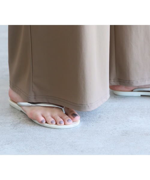 reca(レカ)の「UVカット ラッシュガード ワイドパンツ(ラッシュガード・レディース・ブラック/モカ・L/M)」の11枚目の写真