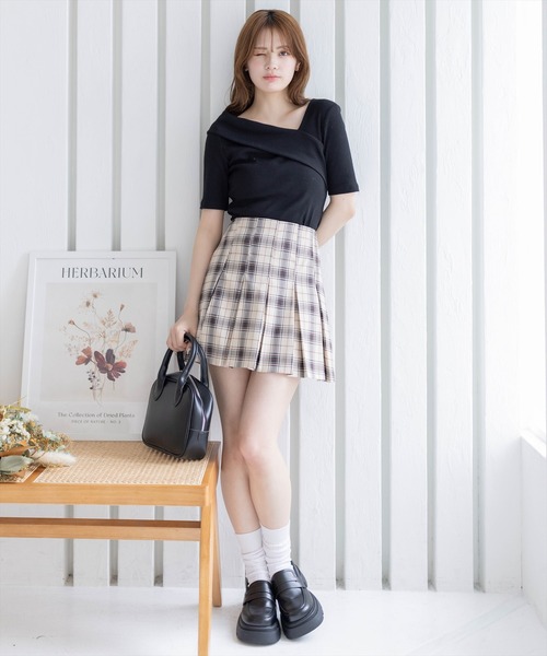 clear（クリア）の「5分袖クロスリブカットソートップス［着回し抜群 オフィスカジュアル］≪再入荷≫（Tシャツ/カットソー・レディース・サーモンピンク/オフホワイト/ブラック・F）」の11枚目の写真