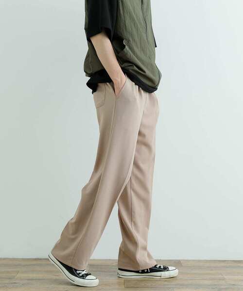 ITEMS URBANRESEARCH(アイテムズ アーバンリサーチ)の「Wフェイスジョーゼット イージー スラックス(その他パンツ・メンズ・ベージュ/チャコールグレー/ブラック・MEDIUM/LARGE)」の20枚目の写真