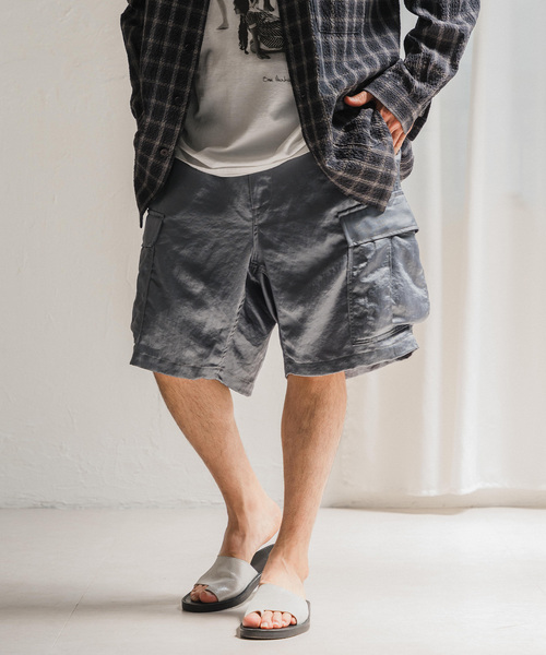 EDIFICE（エディフィス）の「サテン カーゴショーツ（カーゴパンツ・メンズ・サックスブルー/ブラック・LARGE/MEDIUM）」の6枚目の写真