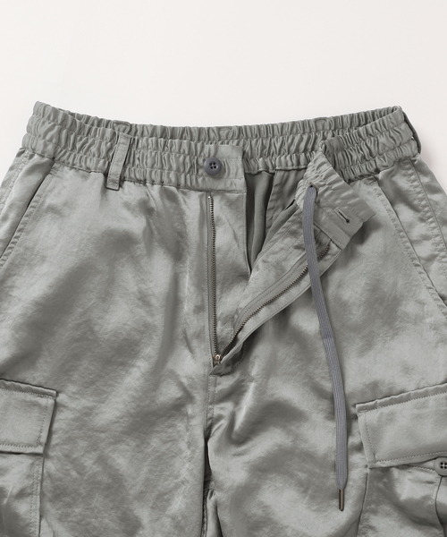 EDIFICE（エディフィス）の「サテン カーゴショーツ（カーゴパンツ・メンズ・サックスブルー/ブラック・LARGE/MEDIUM）」の22枚目の写真