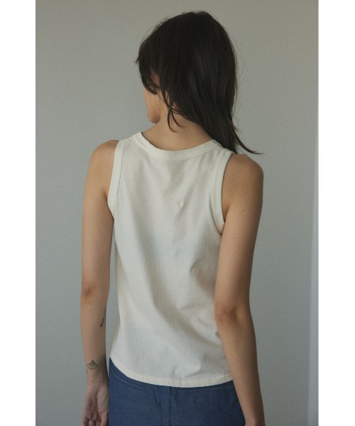 BLACK BY MOUSSY（ブラックバイマウジー）の「american sleeve cut tops(アメリカンスリーブカットトップス)（Tシャツ/カットソー・レディース・レッド系/ブラック/オフホワイト・FREE）」の16枚目の写真