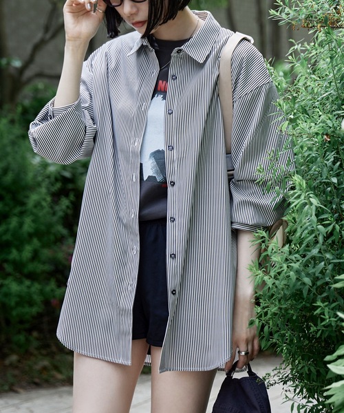 オーバーシャツラッシュガード